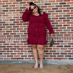 BOOHOO - RUFFLE OFF THE SHOULDER DRESS - SIZE 20